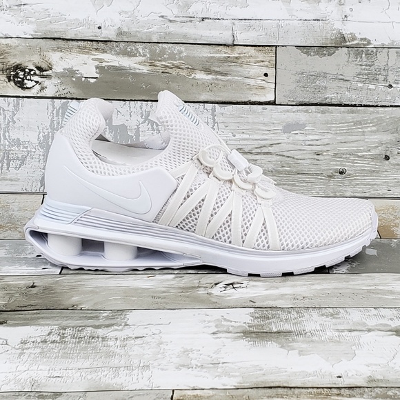 nike shox gravity triple white